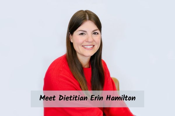 a headshot of Dietitian Dawn Peacock